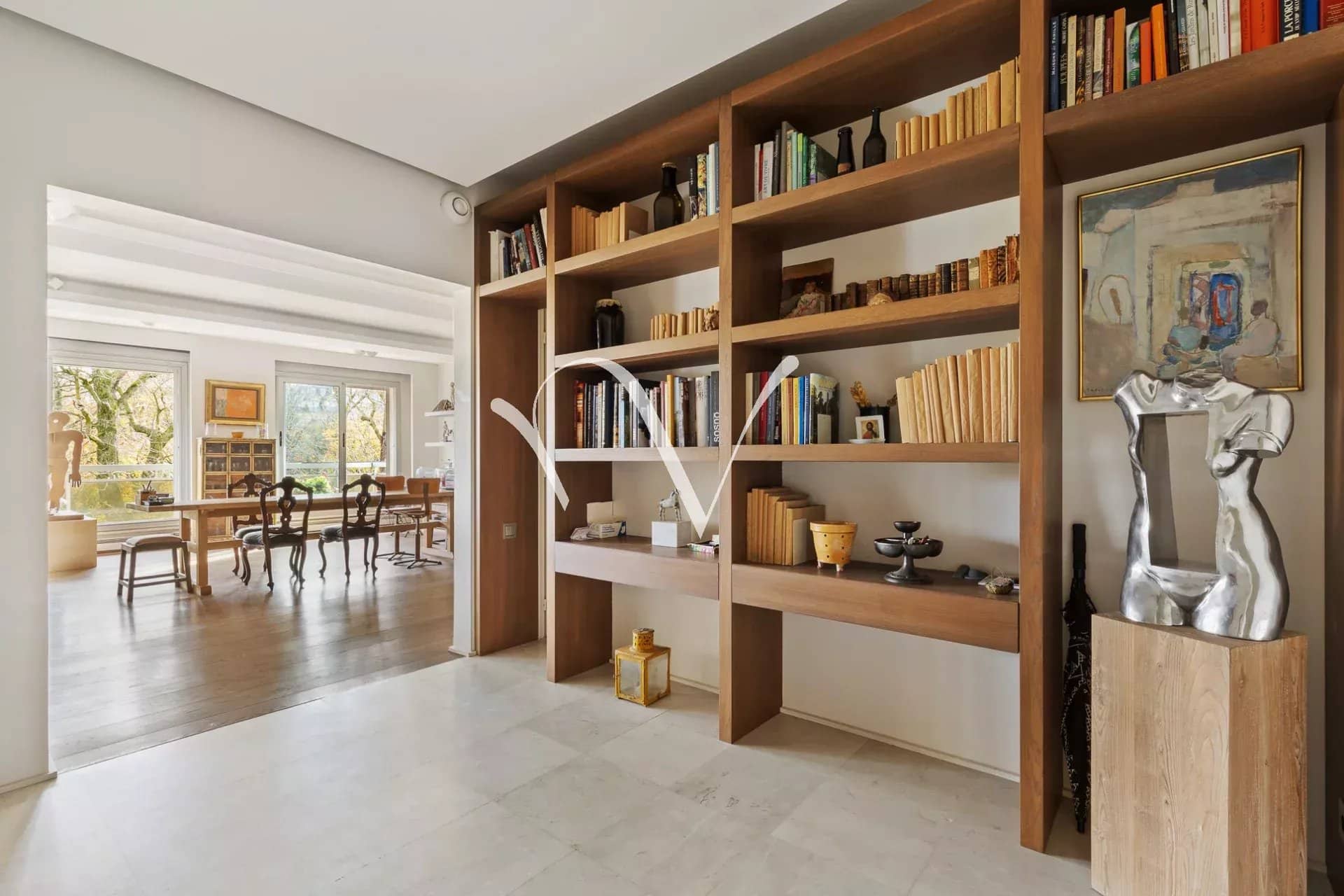 Jardin du Ranelagh, appartement familial et de réception à vendre avec quatre chambres