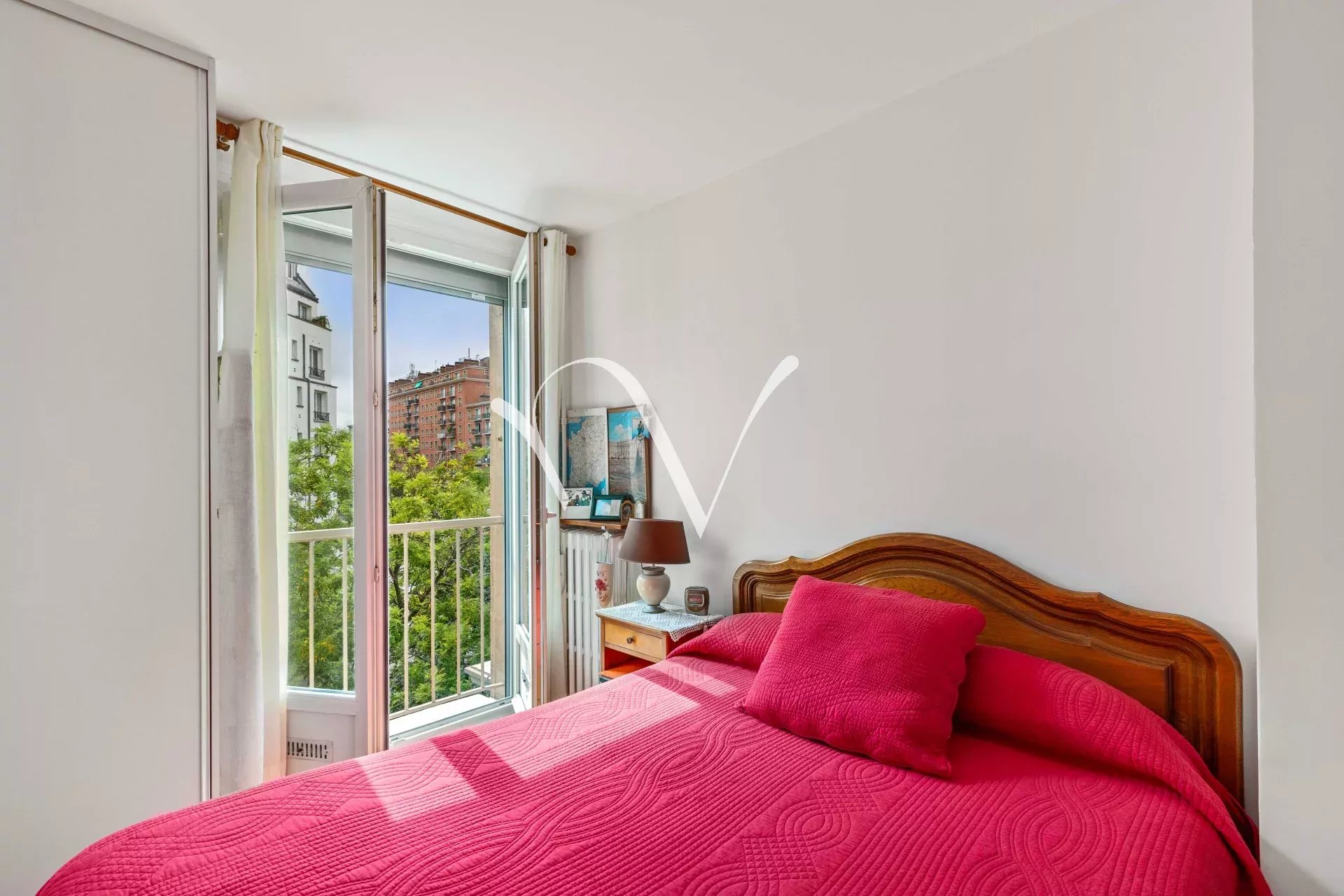 A vendre appartement 2 pièces, balcon, vues jardin, 41m², ascenseur