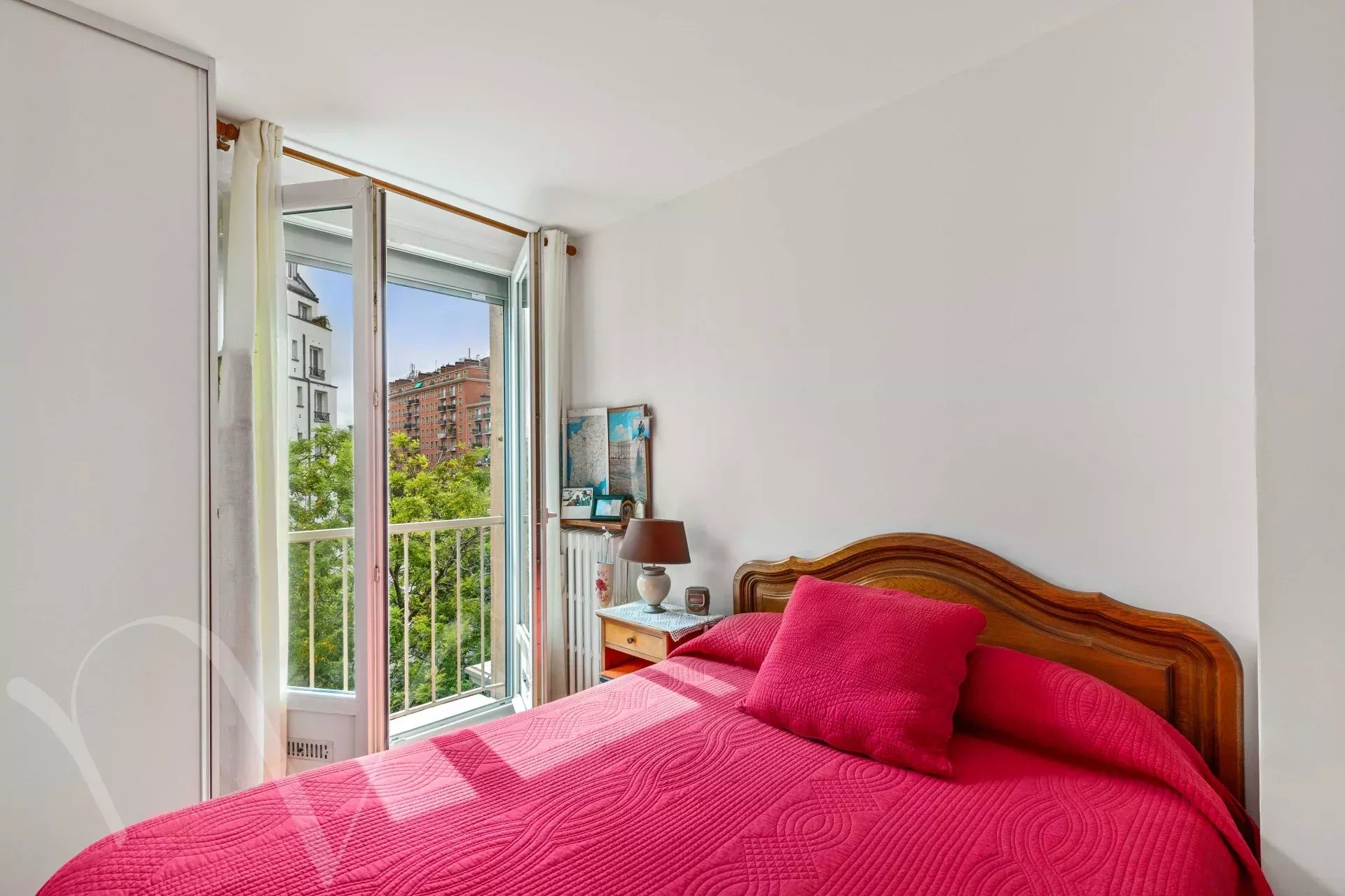 A vendre appartement 2 pièces, balcon, vues jardin, 41m², ascenseur