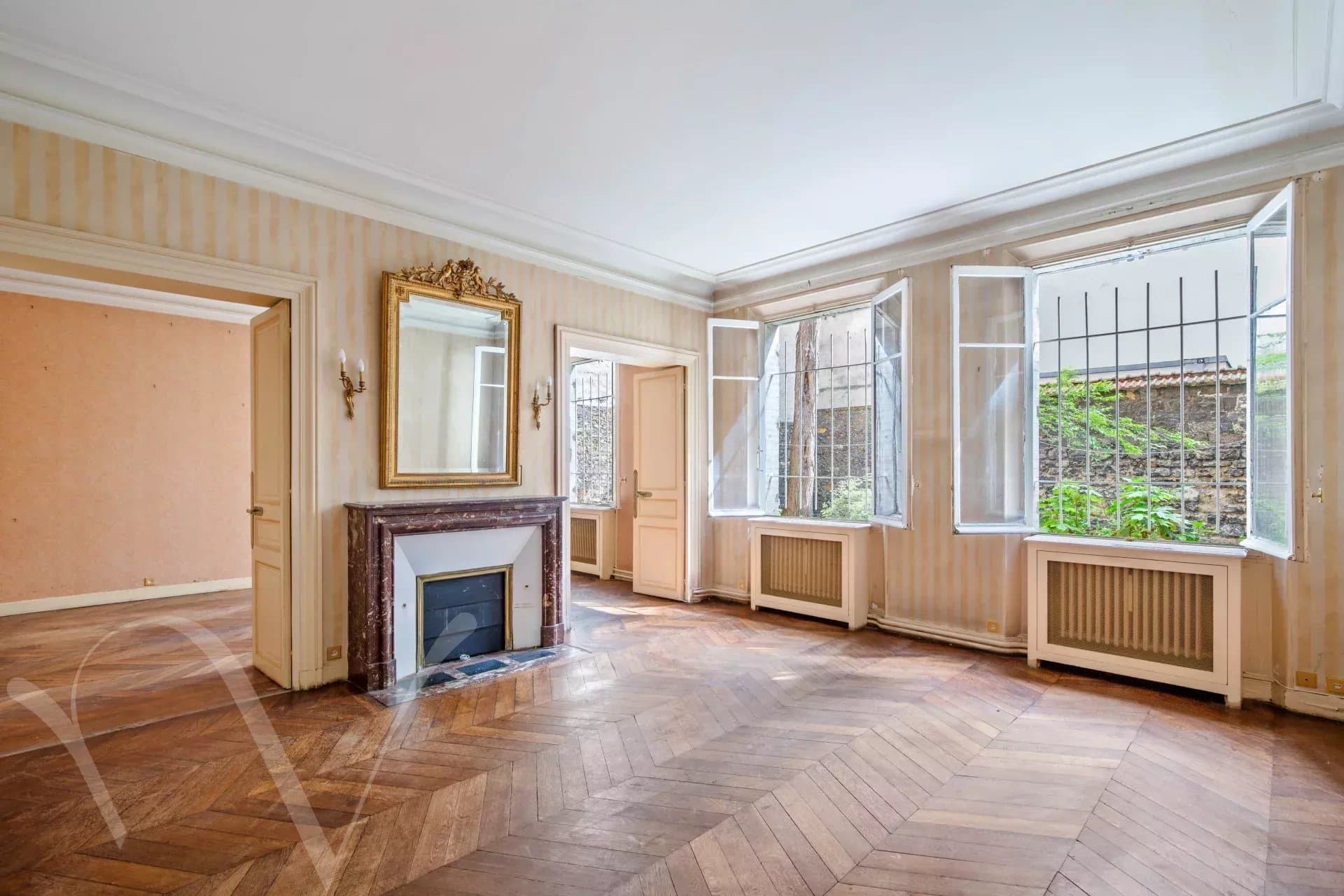 Appartemen à vendre 75007 Paris –  Invalides – quartier Breteuil – Saint François Xavier – rez de jardin 100 m² et  chambre de service