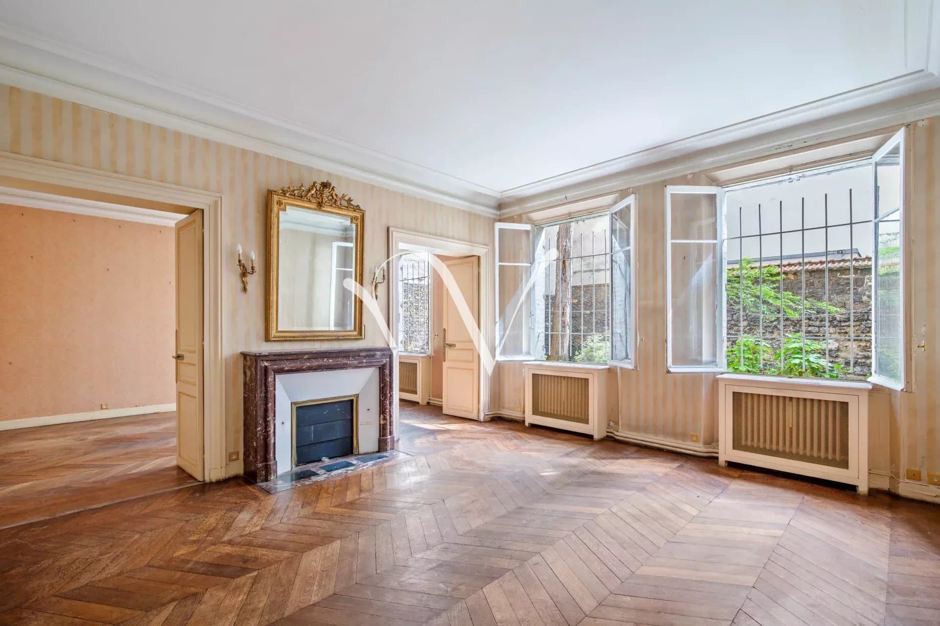 Appartemen à vendre 75007 Paris –  Invalides – quartier Breteuil – Saint François Xavier – rez de jardin 100 m² et  chambre de service