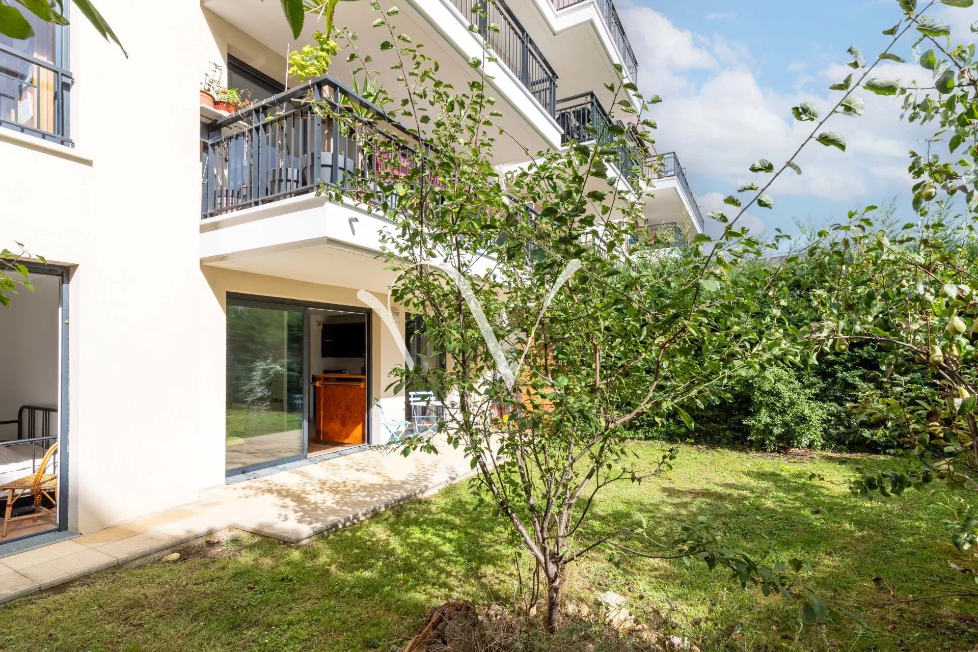 Appartement à vendre –  Montrouge – 78m² – 2 chambres – Jardin de 100m² de plain-pied