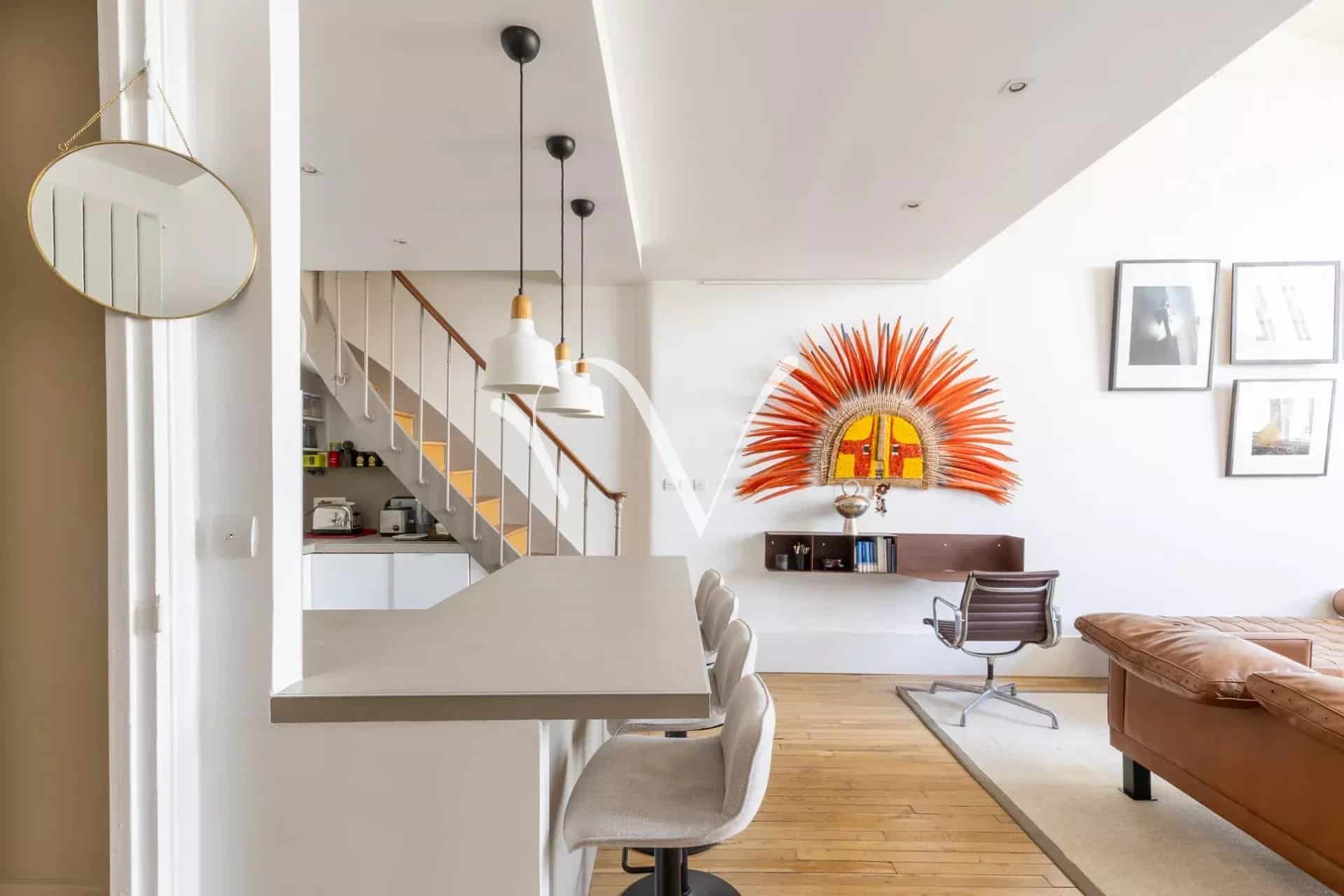 Atelier d&rsquo;artiste dernier étage à vendre au coeur du Faubourg St Germain – Paris 7e