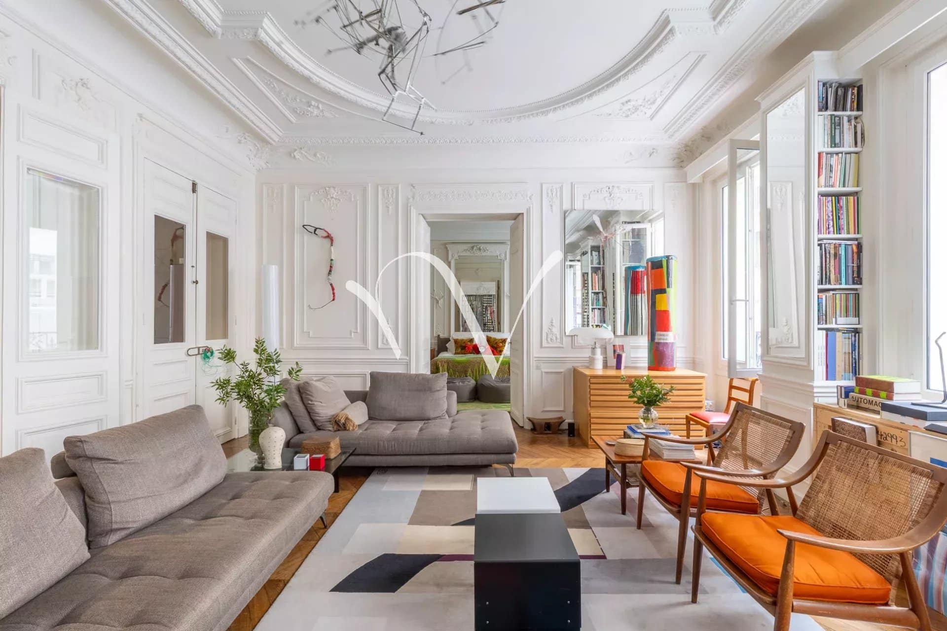 Bel Appartement à Vendre Rue de Solférino 3 chambres  – bel immeuble, Musée d&rsquo;Orsay 75007