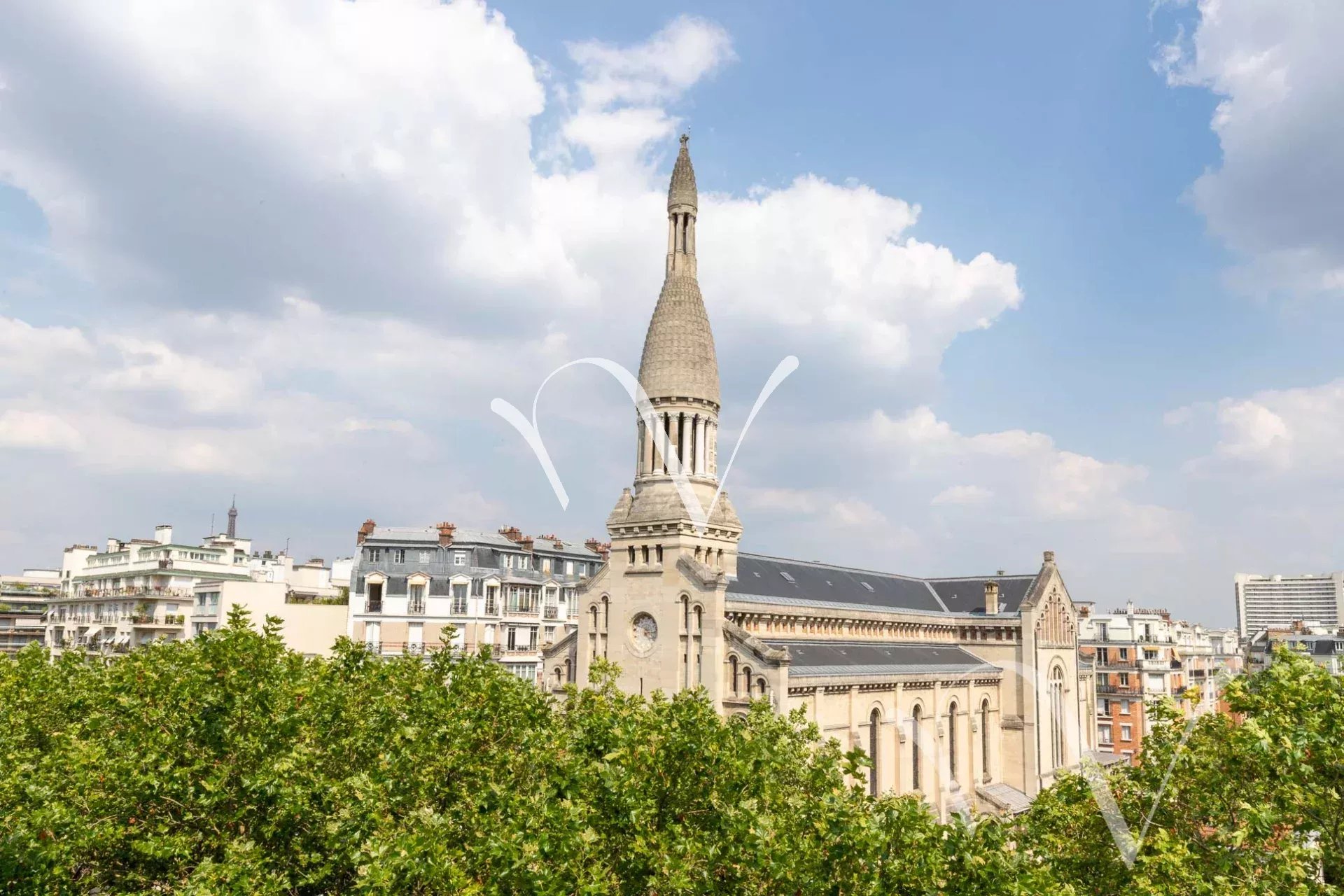 Appartement à vendre 75016 Paris –  Auteuil – dernier étage – terrasse de plain pied – 35 m² – vue majeure sur Paris