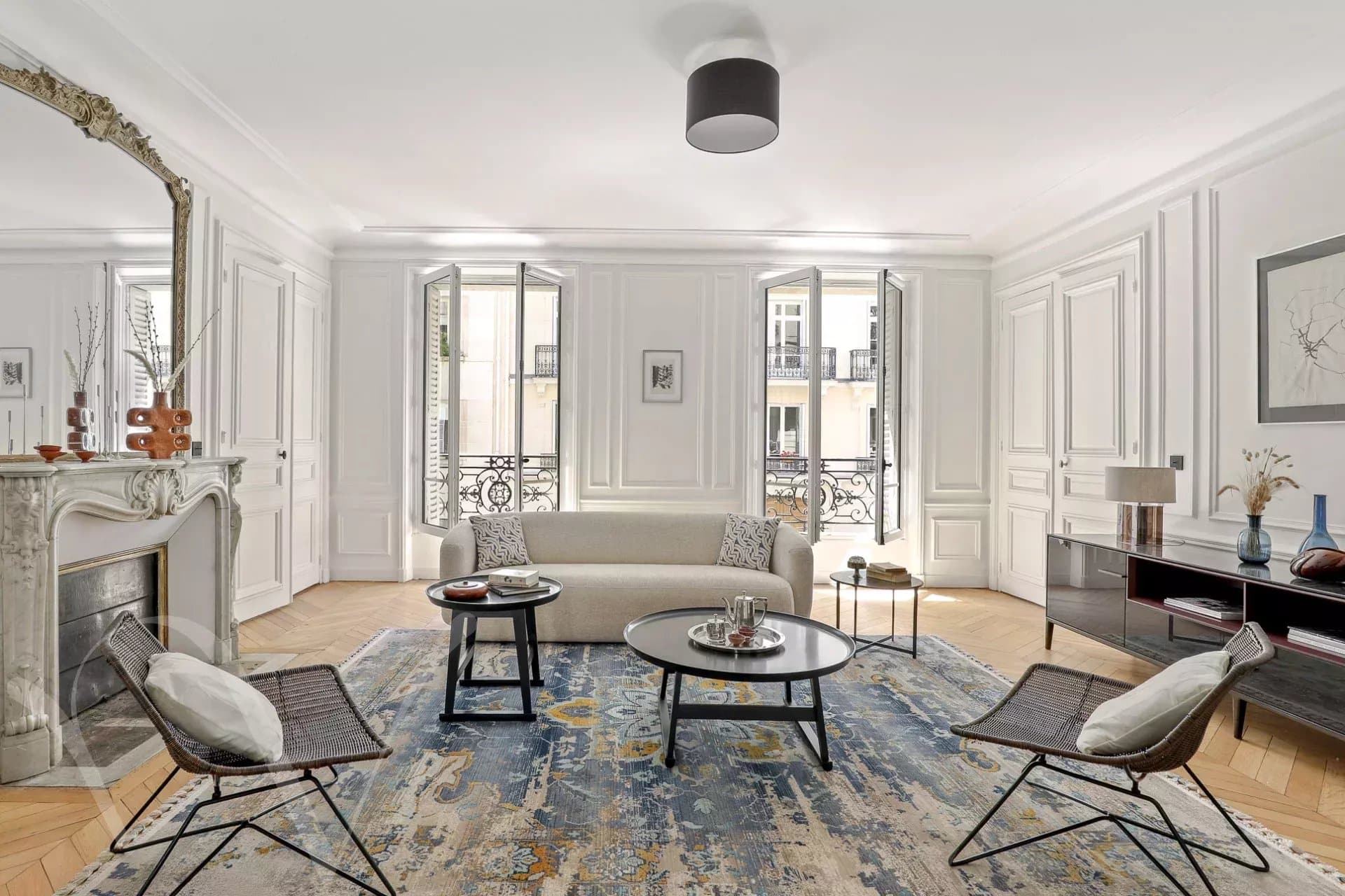 Appartement familial à vendre à Paris 75008 – trois chambres  – sectorisé Chaptal