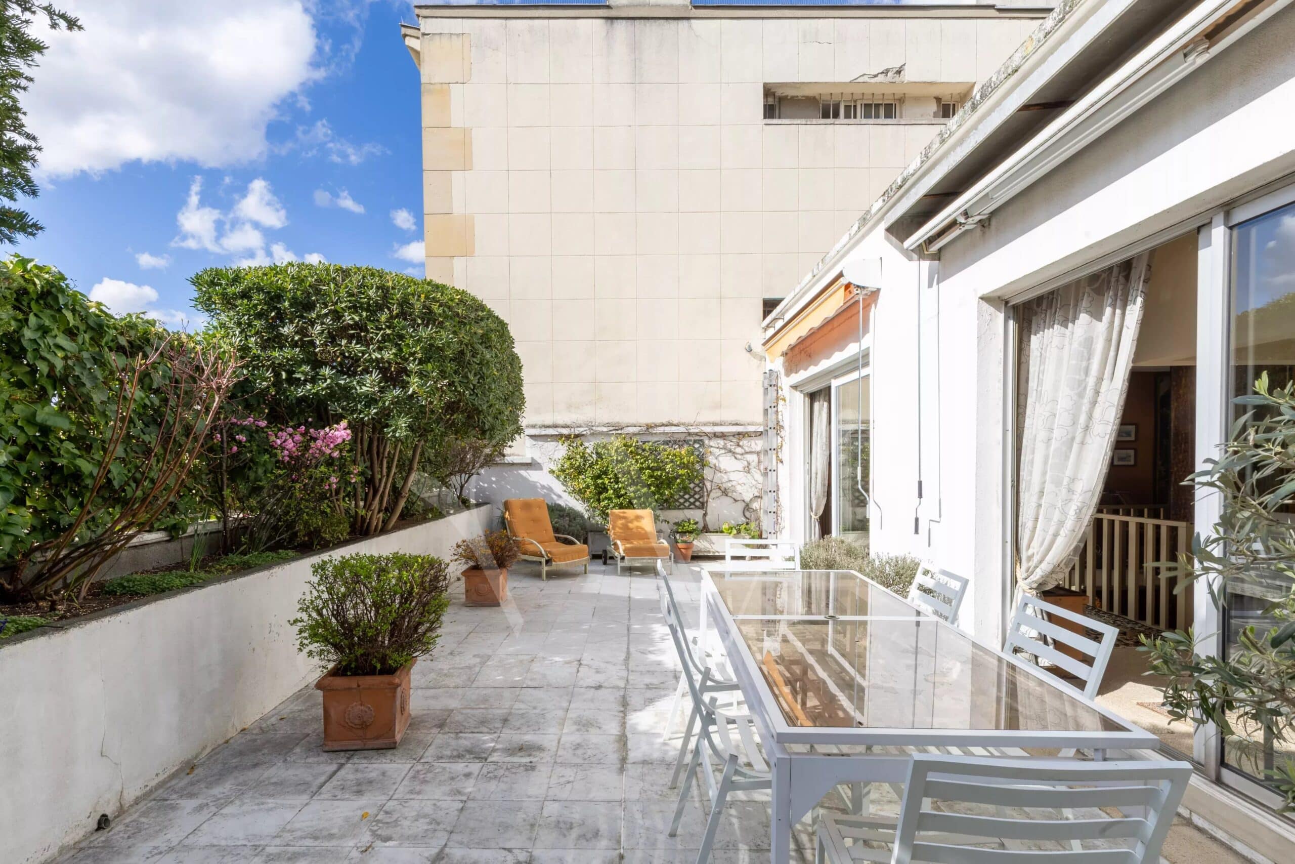 APPARTEMENT A VENDRE DUPLEX DERNIER ETAGE RANELAGH / AUTEUIL