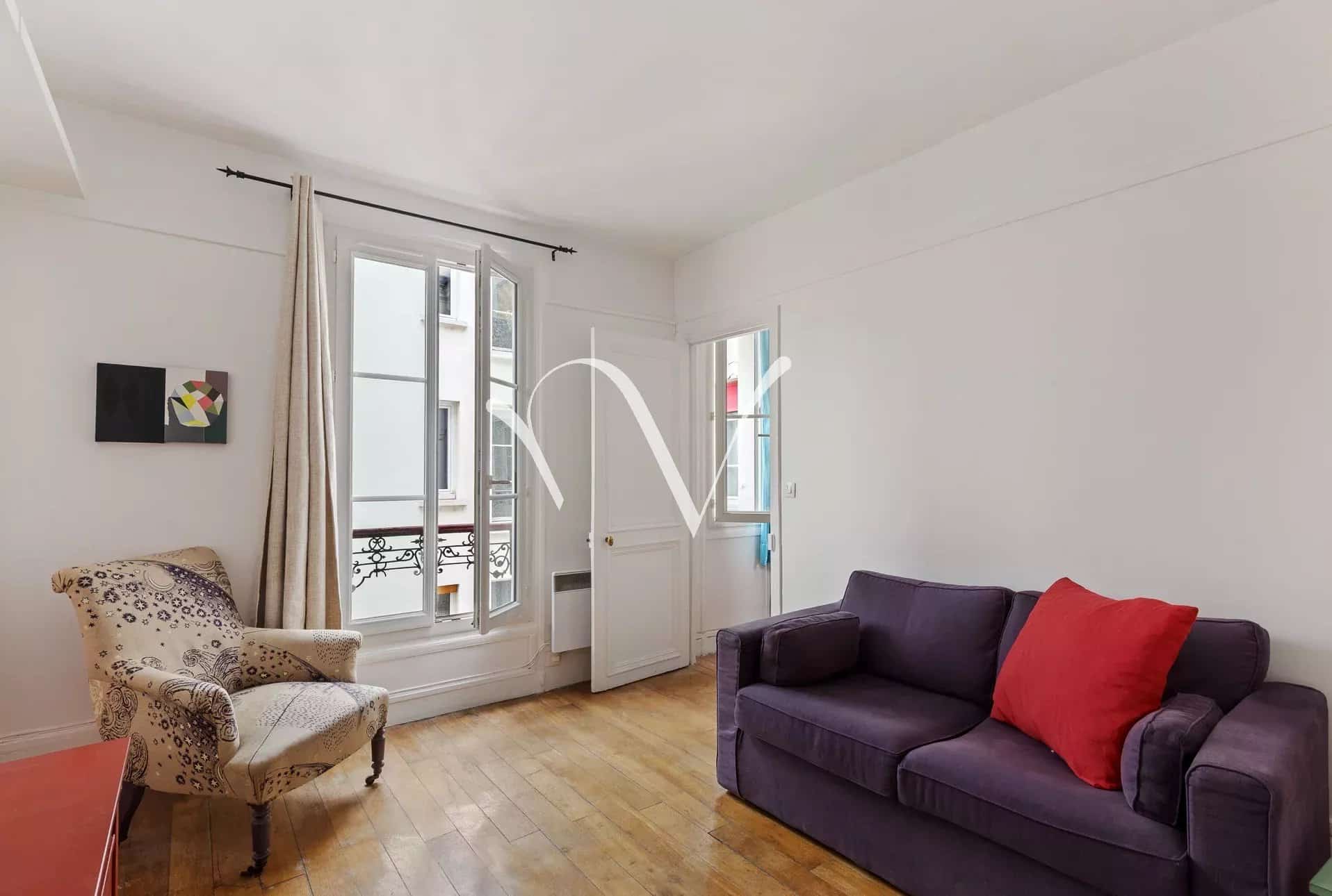 Appartement à vendre métro Vaneau, charme et calme absolu 75007