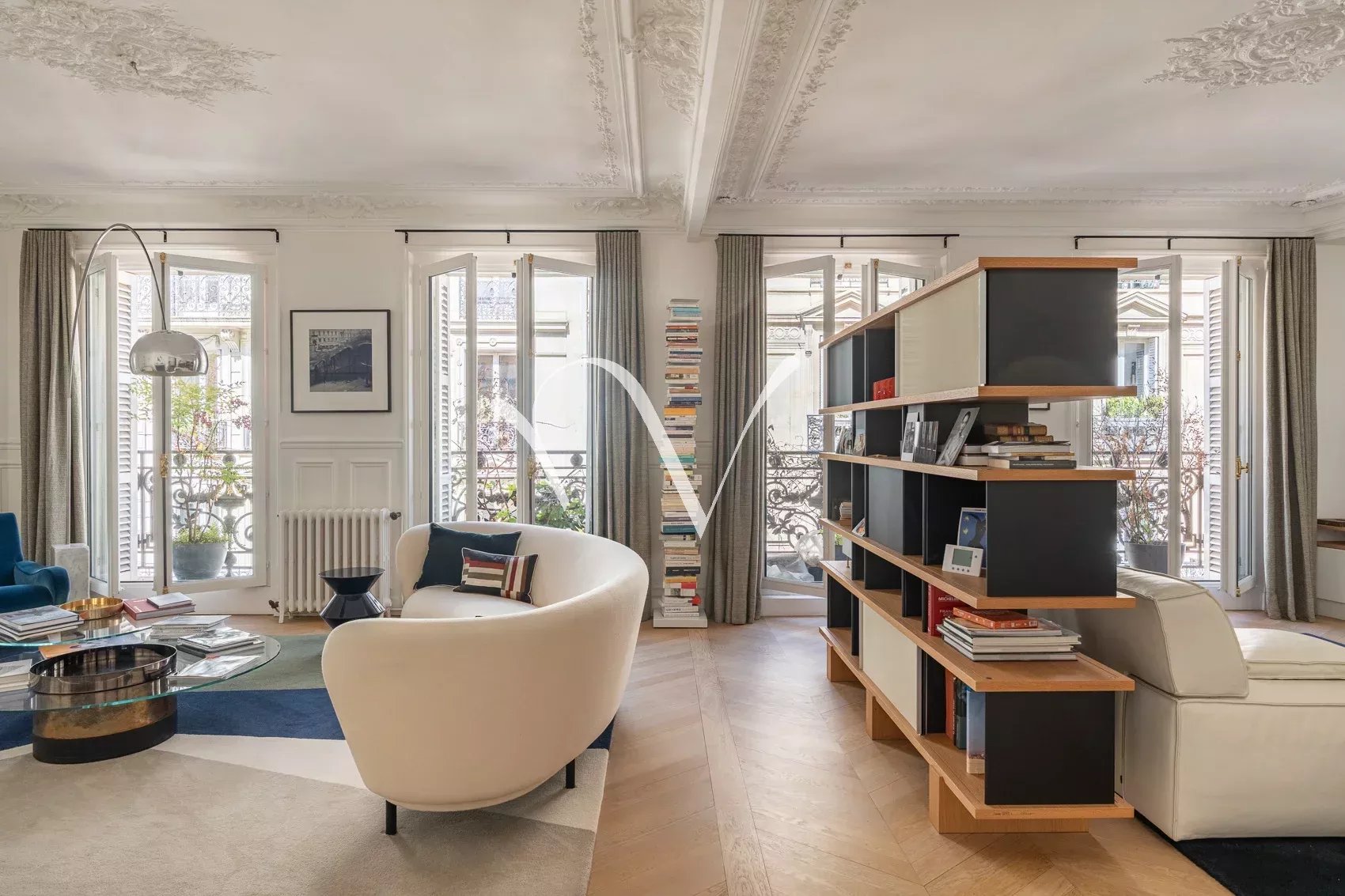 A vendre appartement rue des Saints-Pères / Bon Marché
