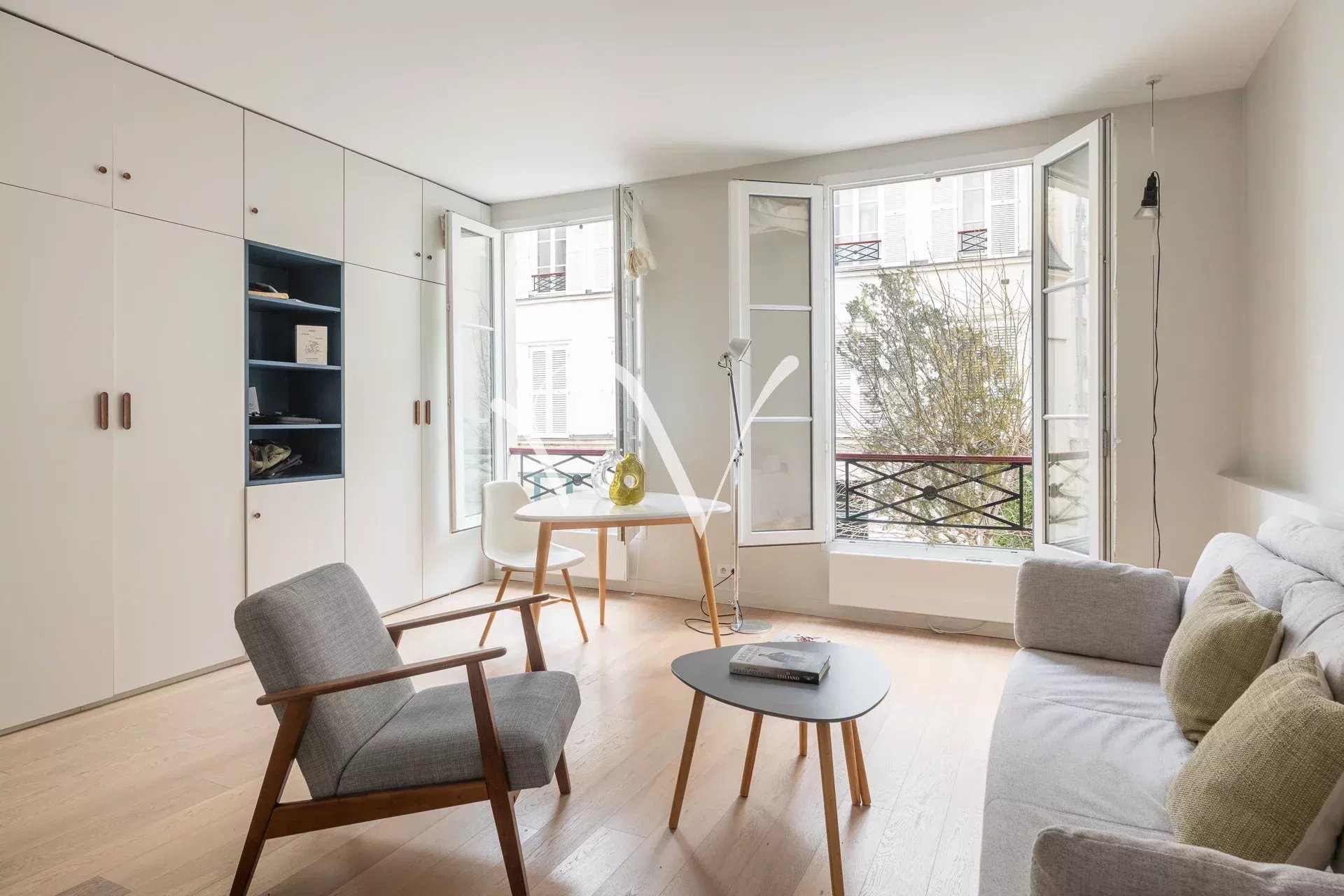 A vendre à Sèvres-Babylone 75007 charmant deux-pièces